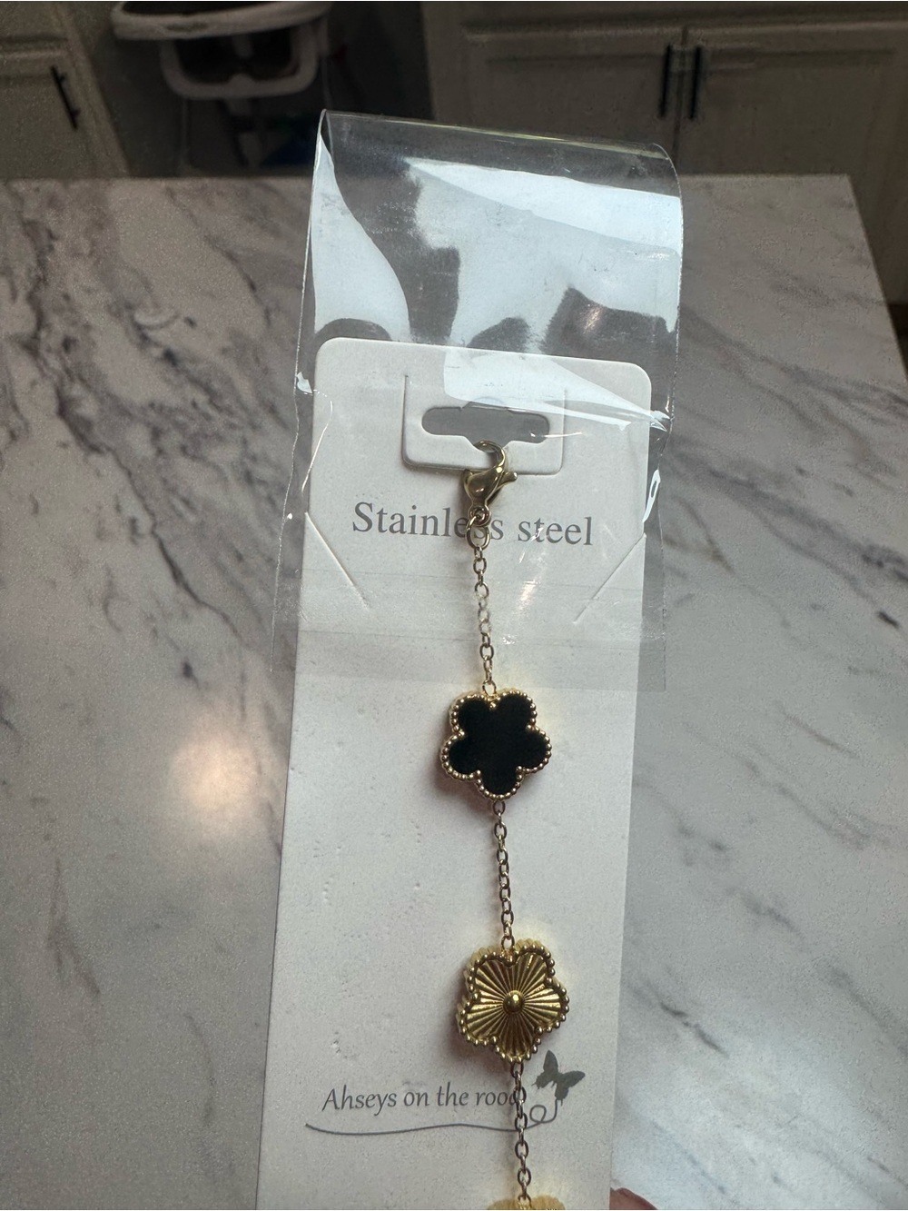 NEW Gold & black Clover
Stainless Steel Bracelet - Picture 3 of 3